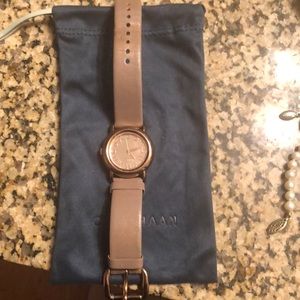 Marc Jacobs rose gold watch